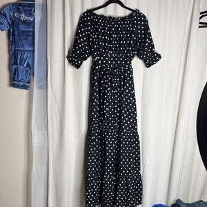 Chic Black Polka Dot Maxi Dress